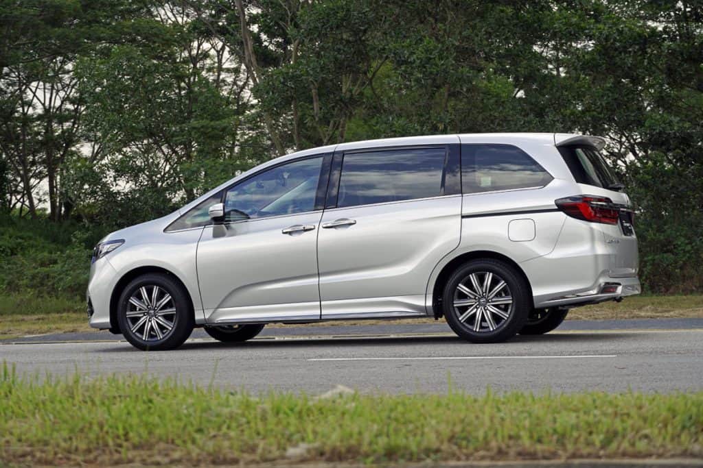 Honda Odyssey: MPV Nyaman untuk Keluarga Modern